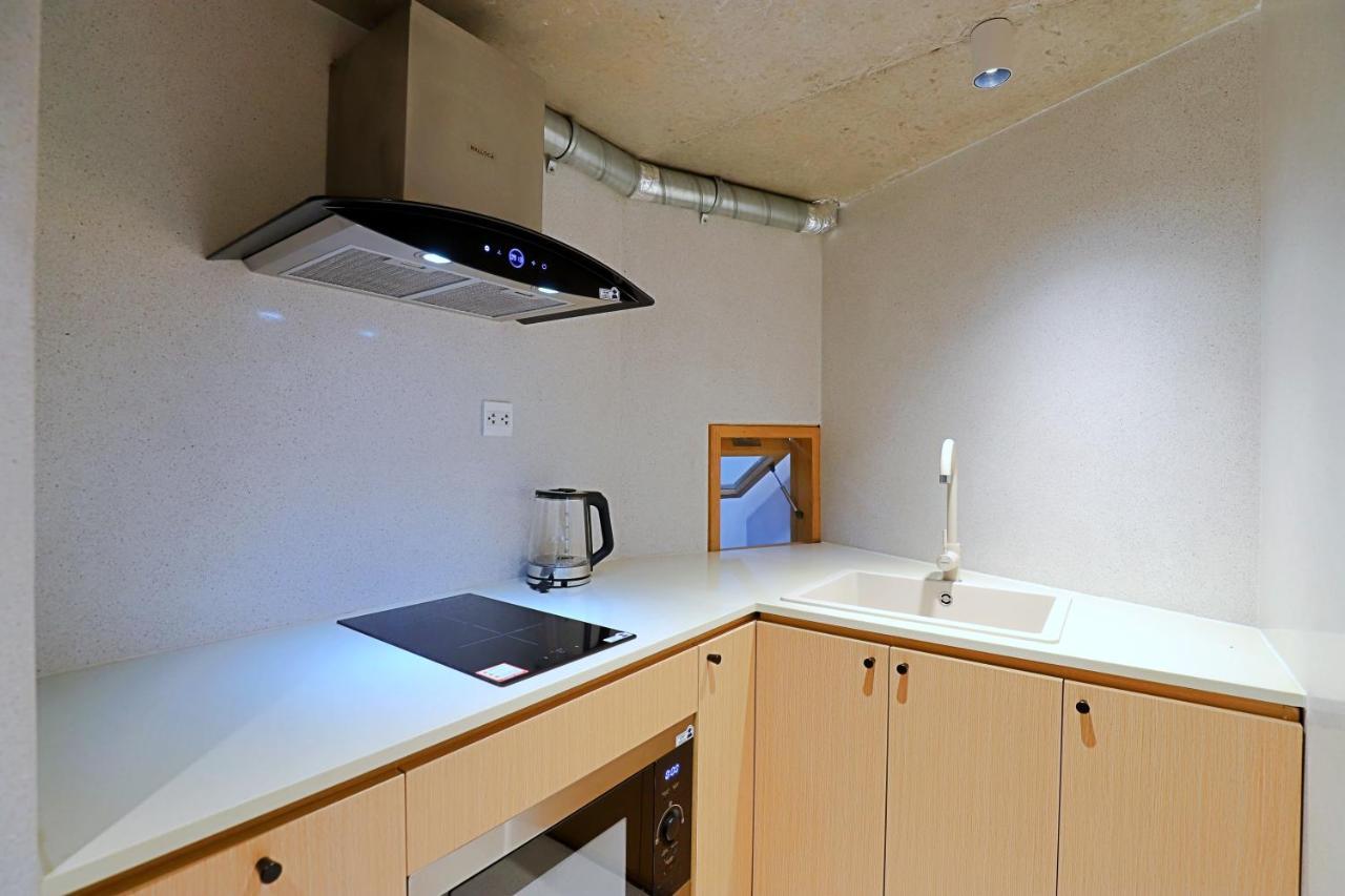 Casa Amarilla Boutique Apartment ハノイ市 エクステリア 写真